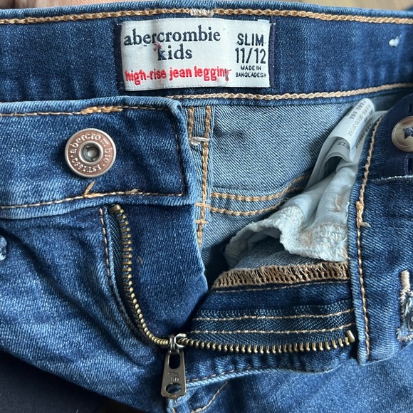 ABERCROMBIE KIDS high rise skinny jean sz 10/11 NWOT - Picture 4 of 4